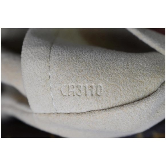 LOUIS VUITTON  Artsy MM Monogram Canvas Hobo Bag - Picture 12 of 12